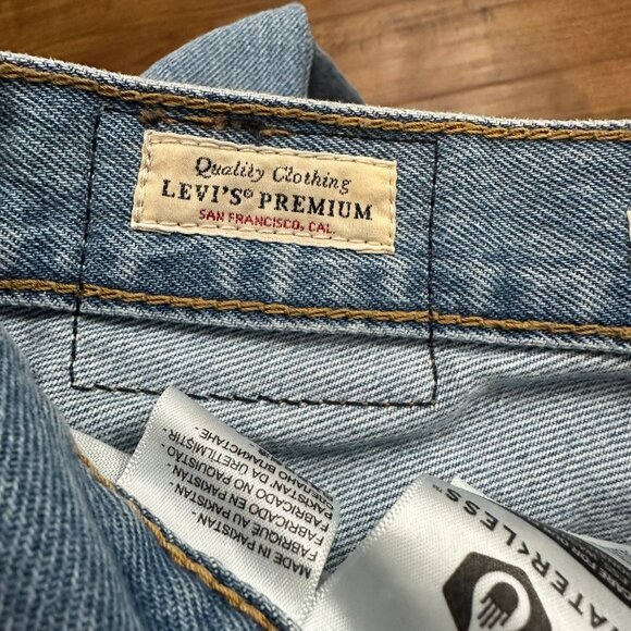 Levi's Ribcage Wide-Leg Premium Denim Jeans 25 - Picture 8 of 12